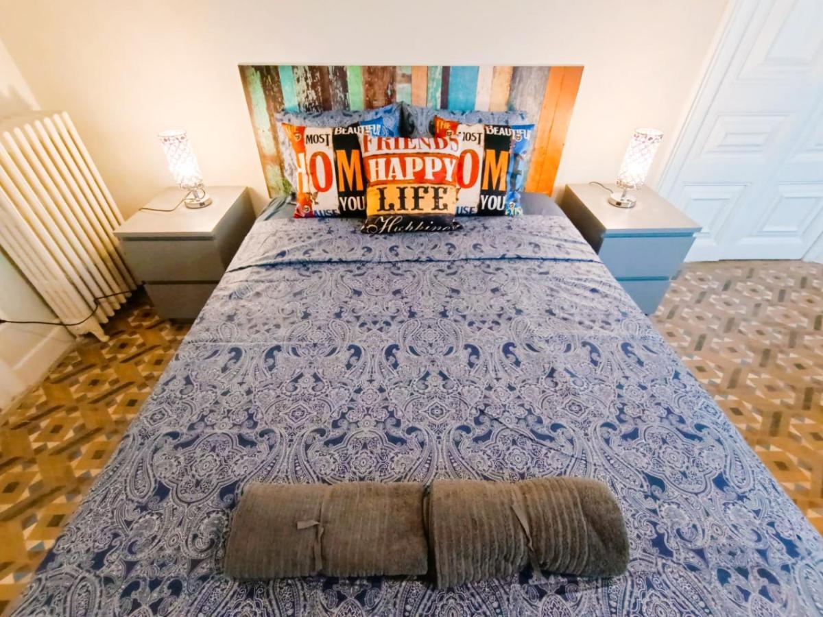 By Plaza Catalunya Rooms Barcelone Extérieur photo