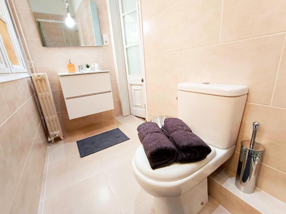 By Plaza Catalunya Rooms Barcelone Extérieur photo